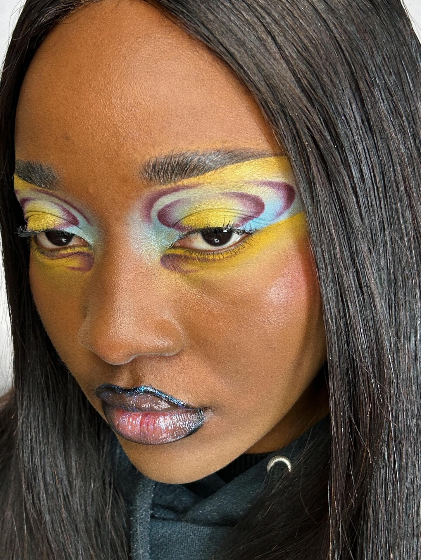 Lynda Florae with editorial eye makeup.