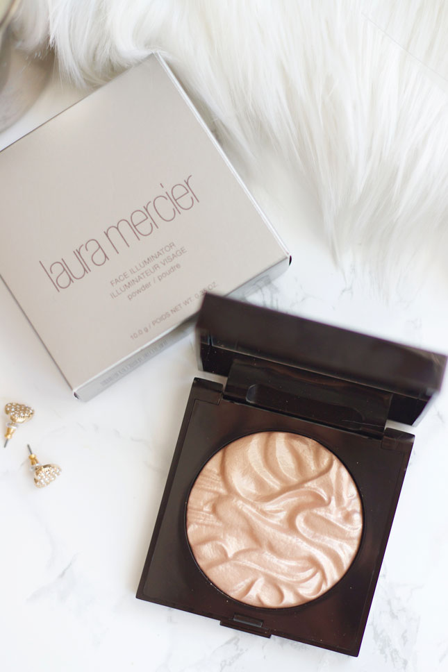 Laura-Mercier-Indiscretion-Highlighting-powder