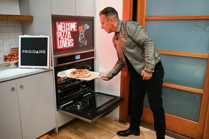 Sebastian Maniscalco's theory on laughter