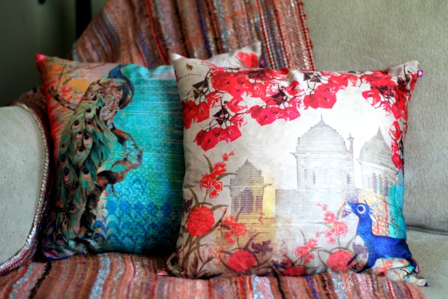 india circus cushions