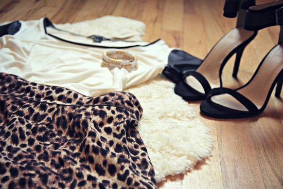 leopard shorts outfit