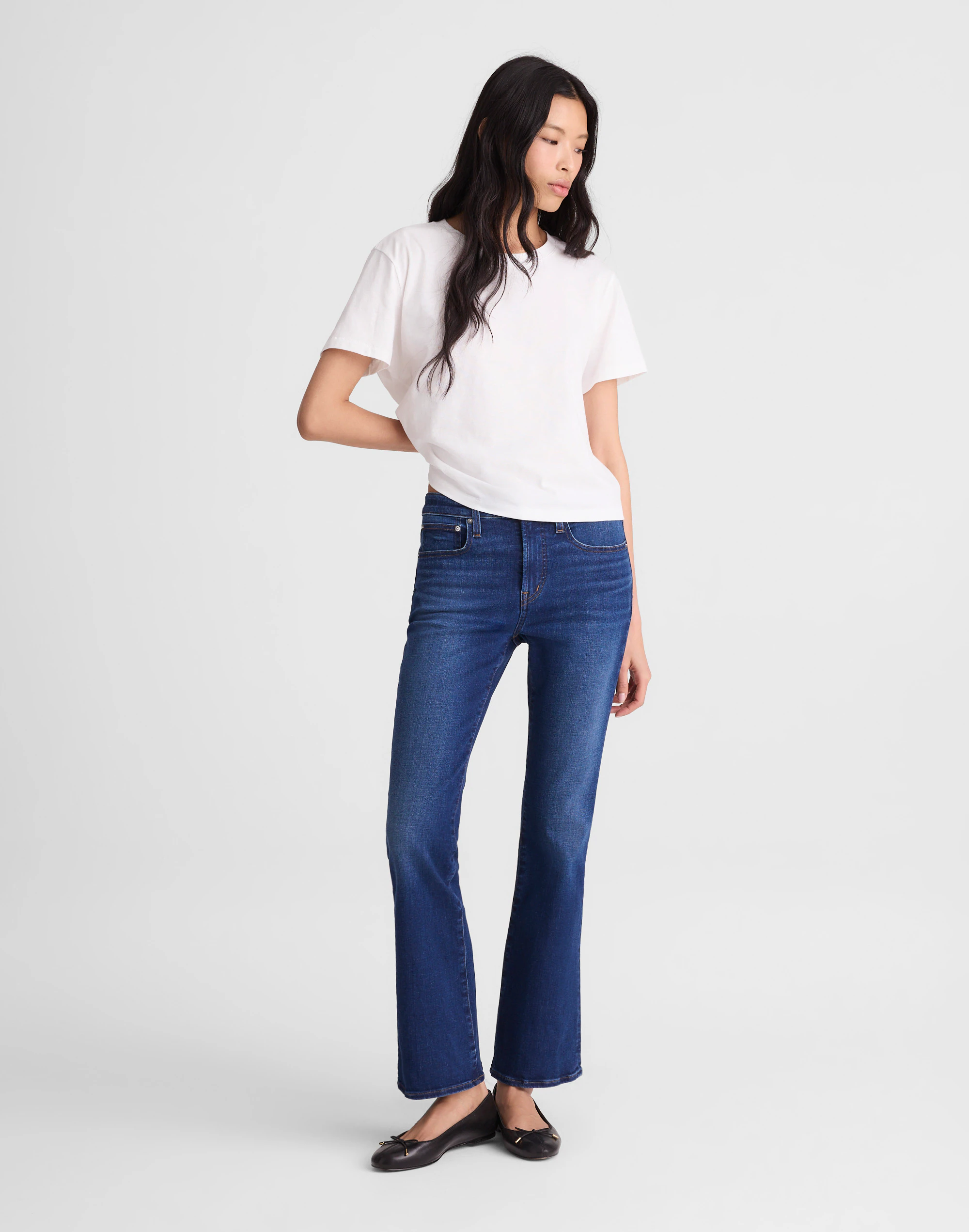 The Stretch Flare Crop Jean