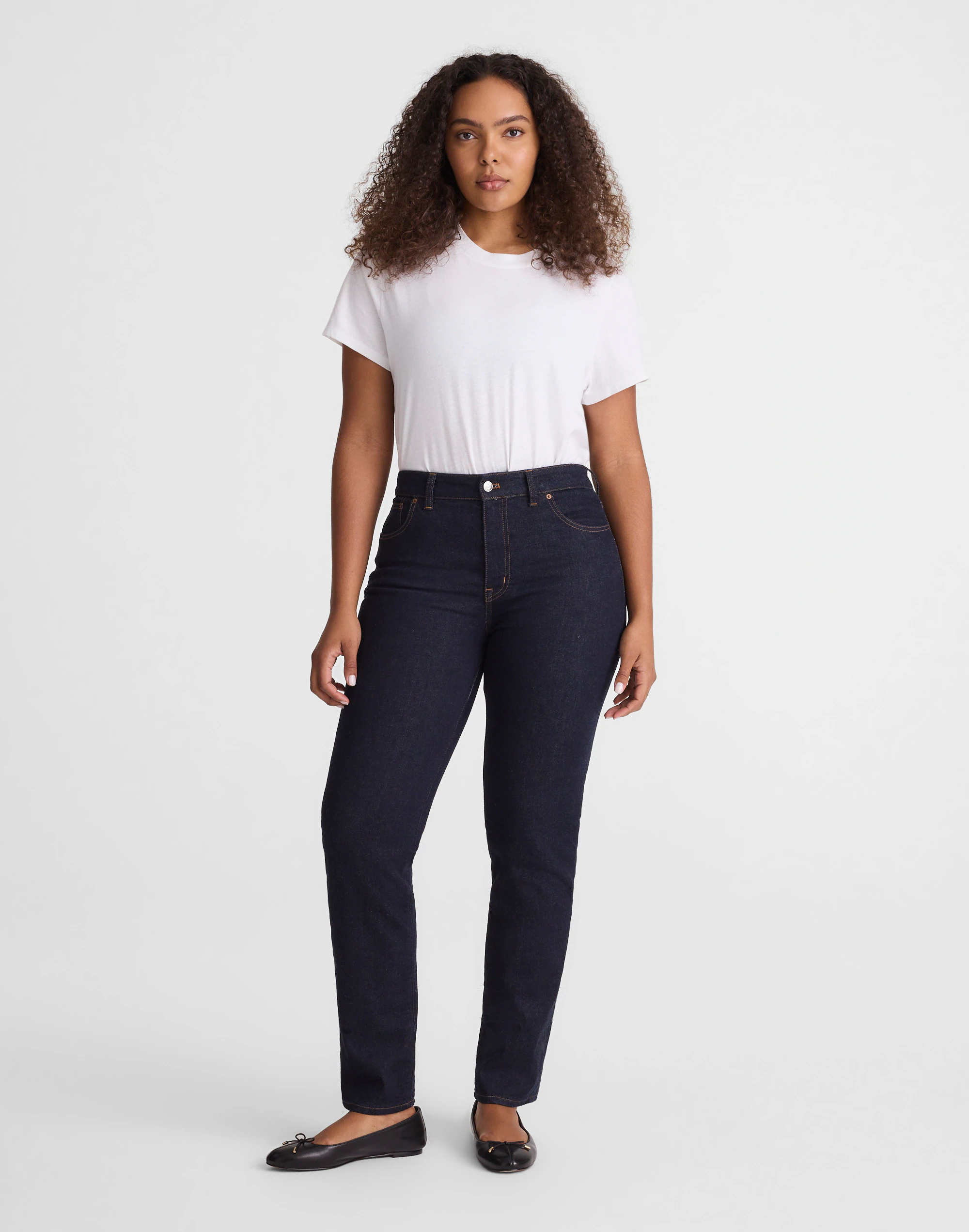 The Curvy Jules Slim-Straight Jean in Rinse Wash