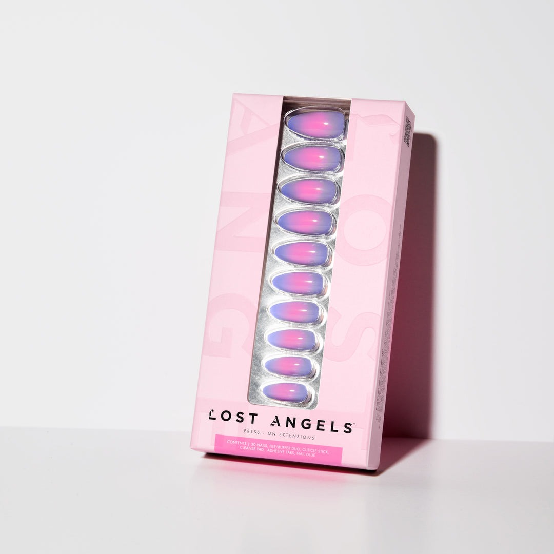 Aura Doesn't Lie Press Ons