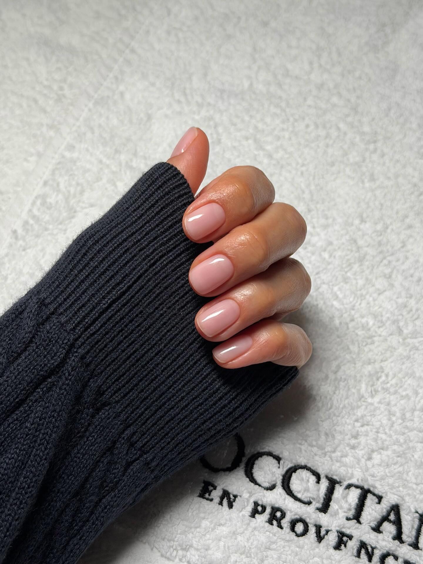 A clean, short manicure by Georgia Rae.