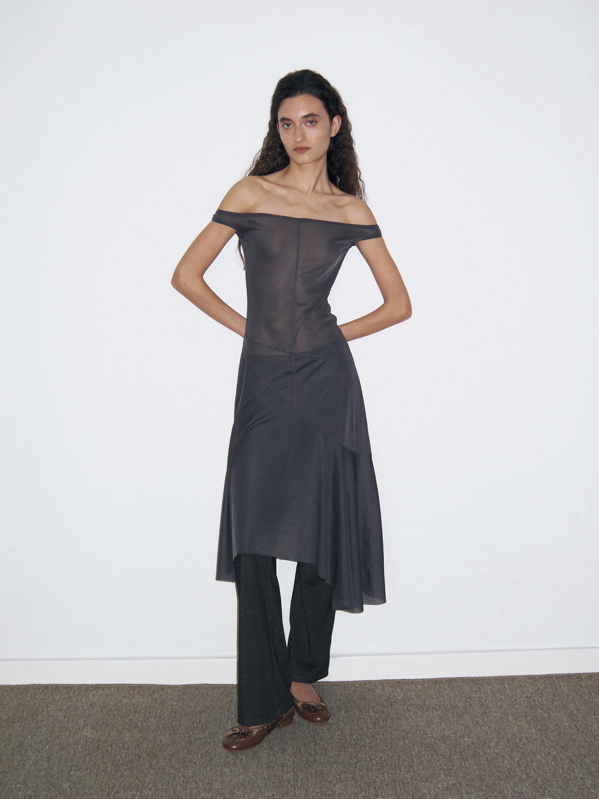 Hailey Off-Shoulder Dress - Dark Gray / Xs