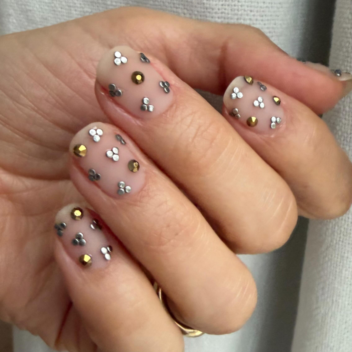 Subtle metallic accent nails