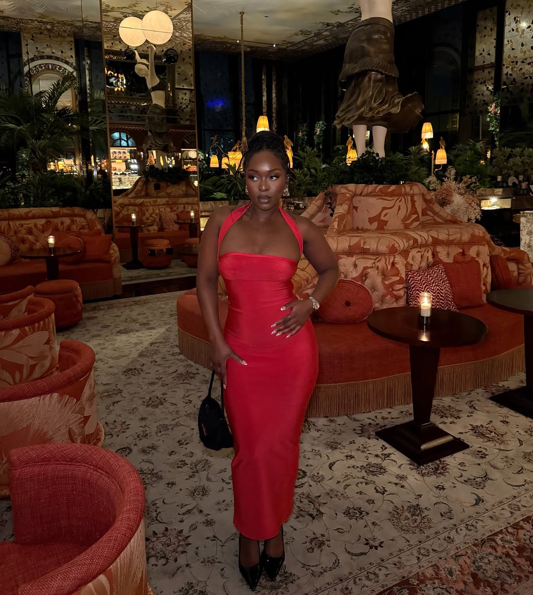 how to dress sexy in 2026