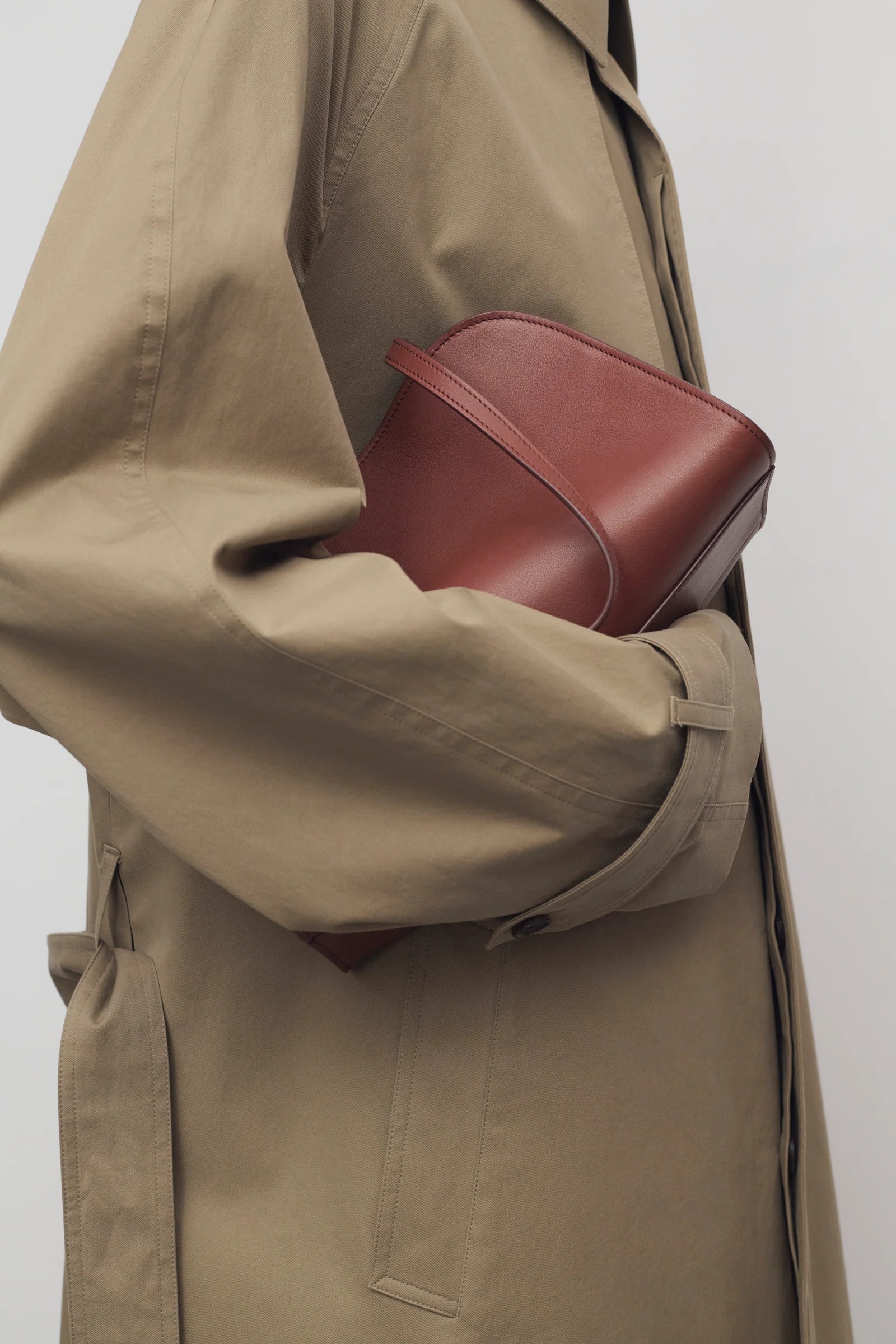 Peggy Clutch in Leather